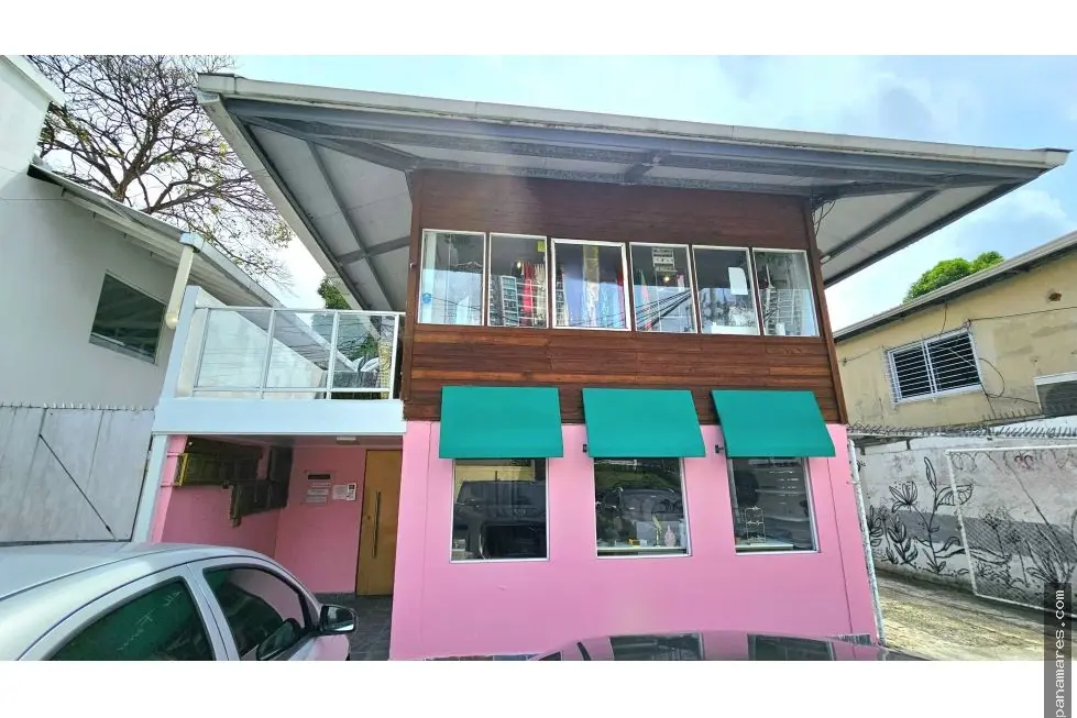 Comercial En San Francisco - Calle 71 — House for Sale