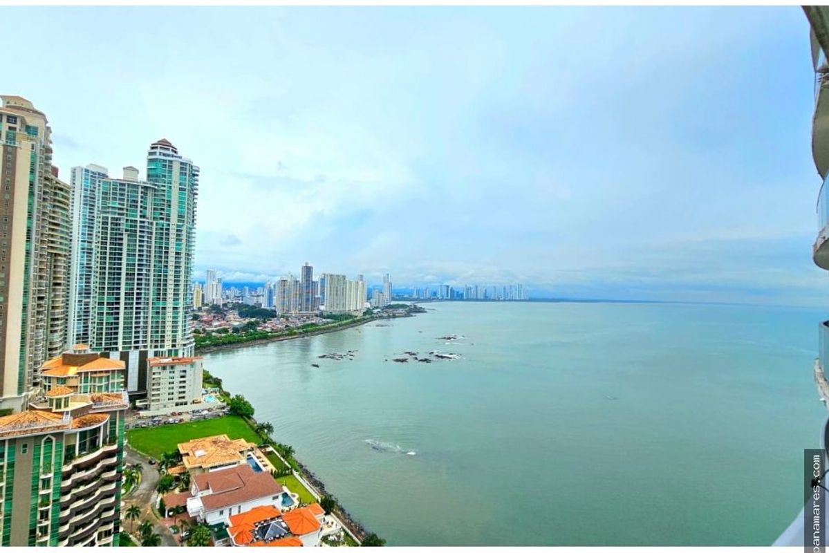 Grand Tower - Punta Pacifica — Apartamento en Venta