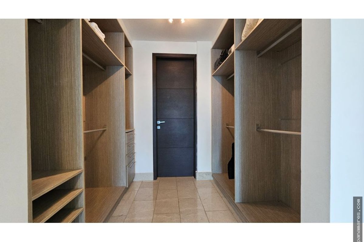 Model J in PH Grand Tower - Punta Pacifica — Penthouse for Sale