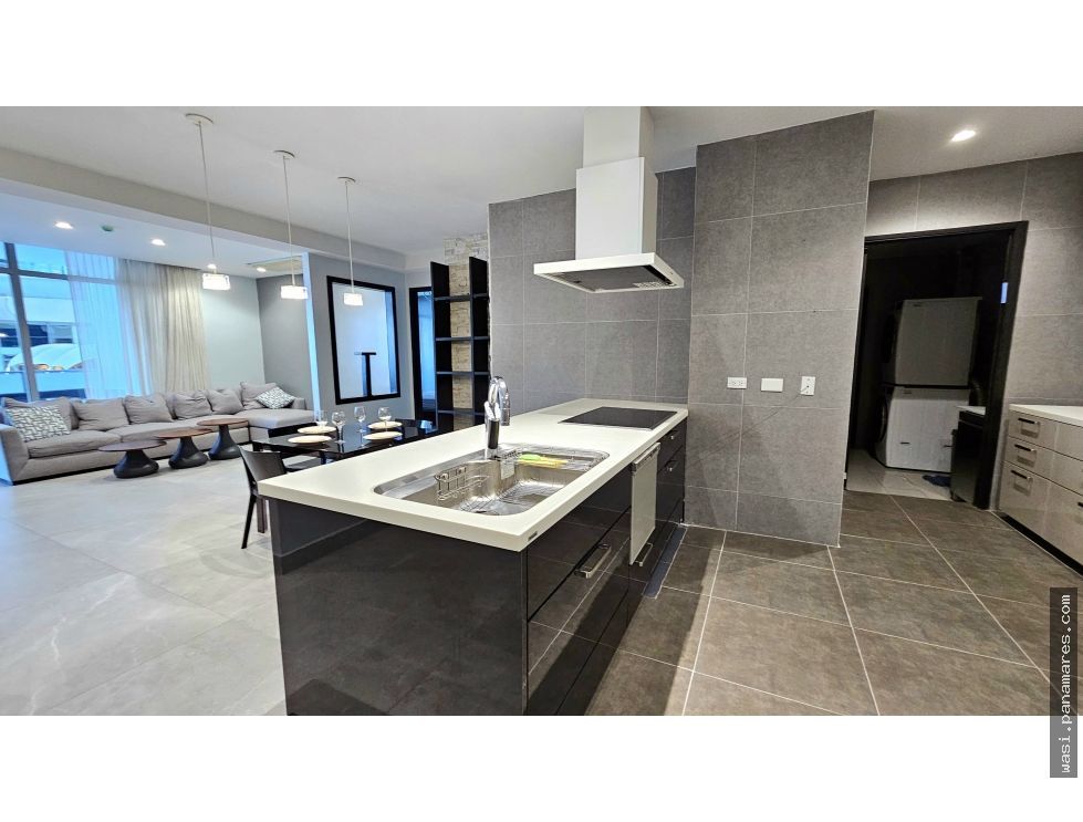 PH Grand Tower - Punta Pacifica - Amoblado — Penthouse en Alquiler