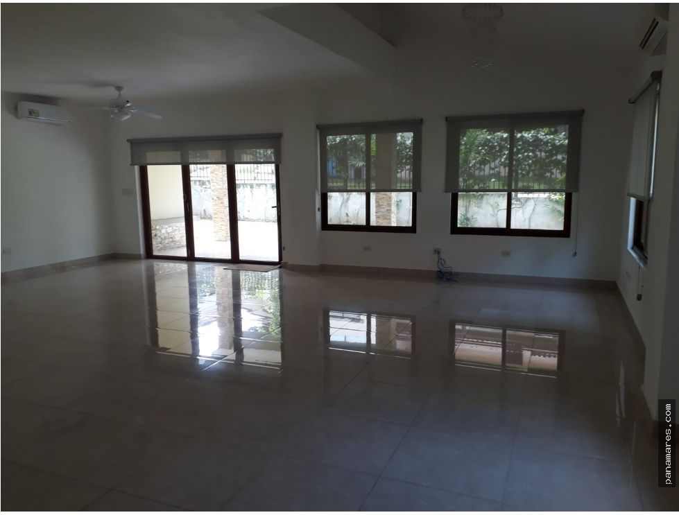 PH Senderos - Camino De Cruces — Penthouse en Venta