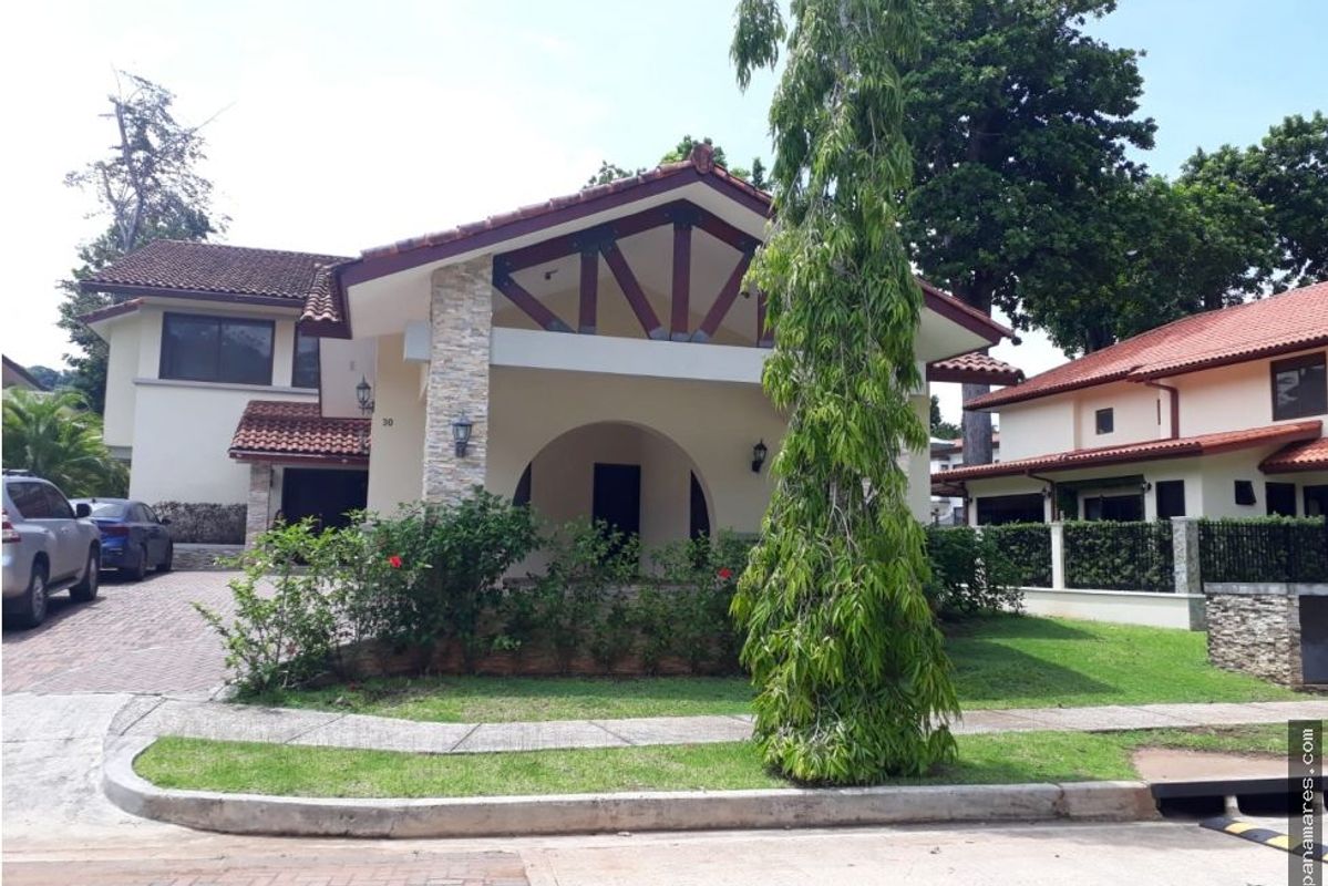 PH Senderos - Camino De Cruces — Penthouse en Venta