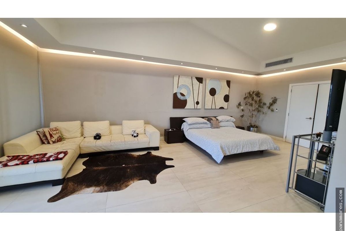Paitilla Frente Al Parque Con Vista Al Mar — Casa en Venta