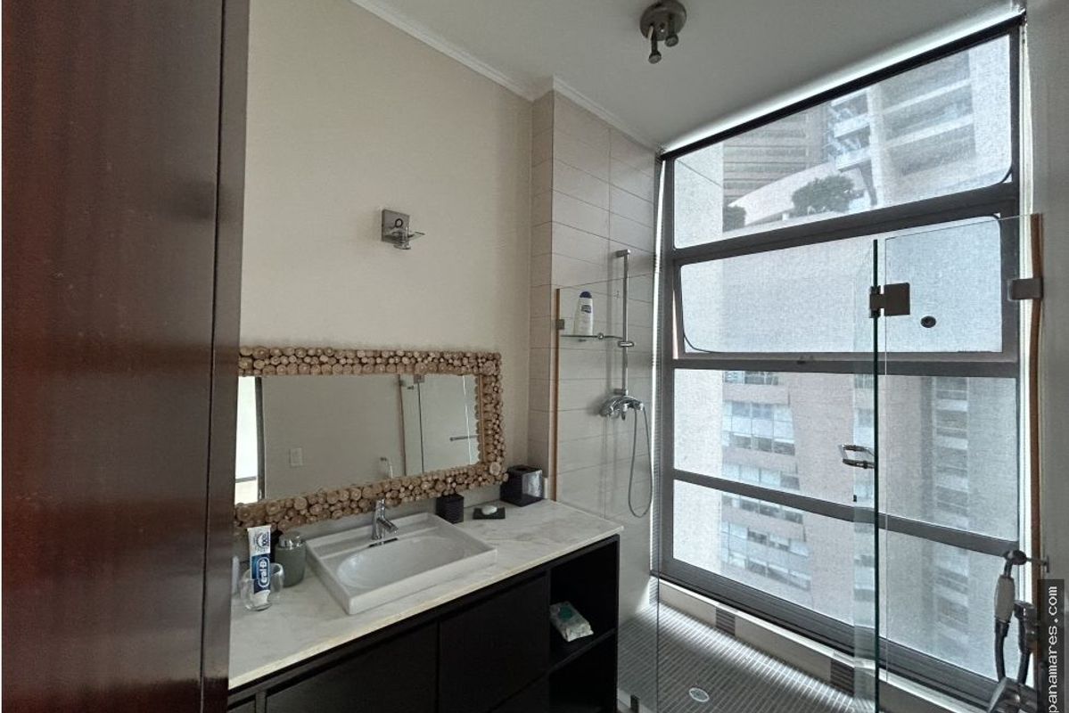 Aquamare Torre A - Punta Pacifica — Apartamento en Venta