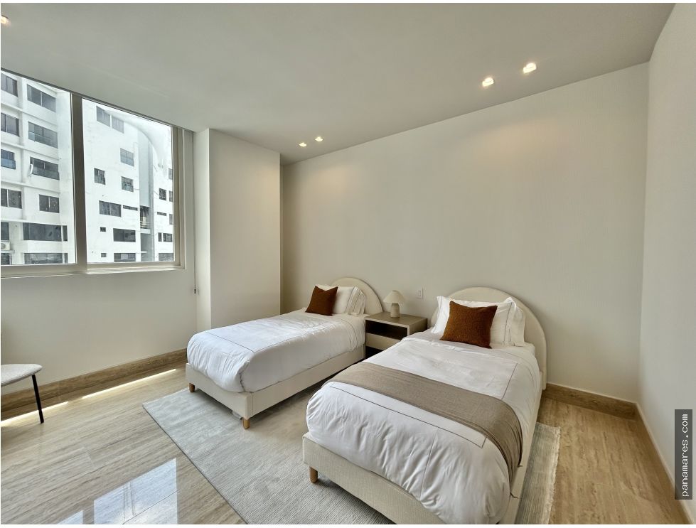 PH The Towers - Paitilla - Amoblado — Penthouse en Venta