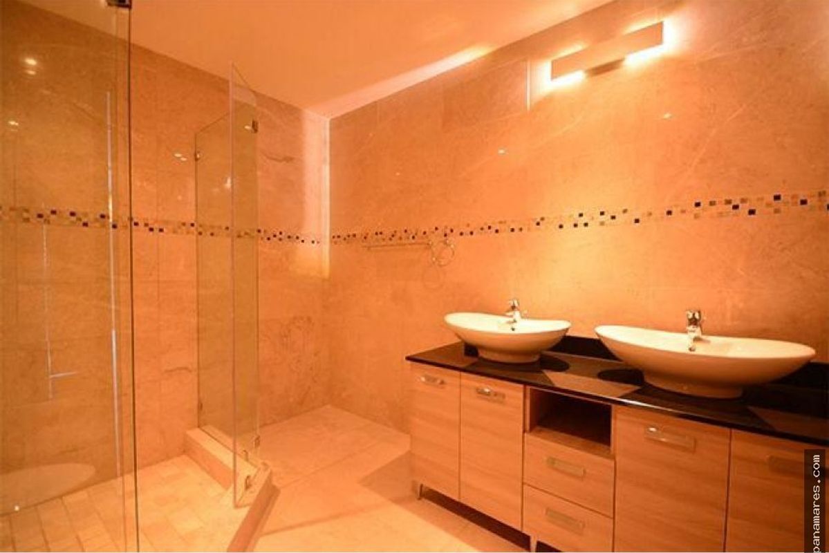 Grand Tower - Punta Pacifica — Apartamento en Venta
