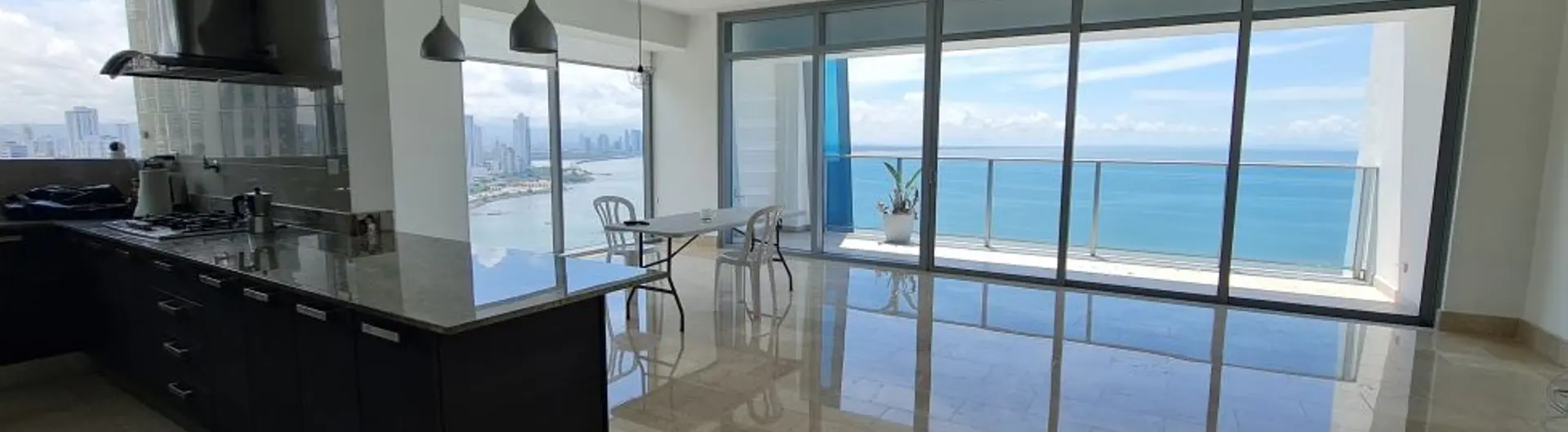 Modelo L Grand Tower - Punta Pacifica — Apartamento en Venta
