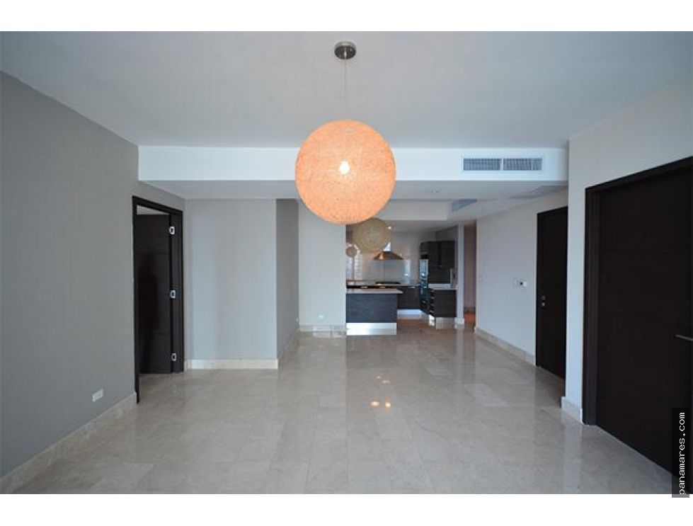 Grand Tower - Punta Pacifica — Apartamento en Venta