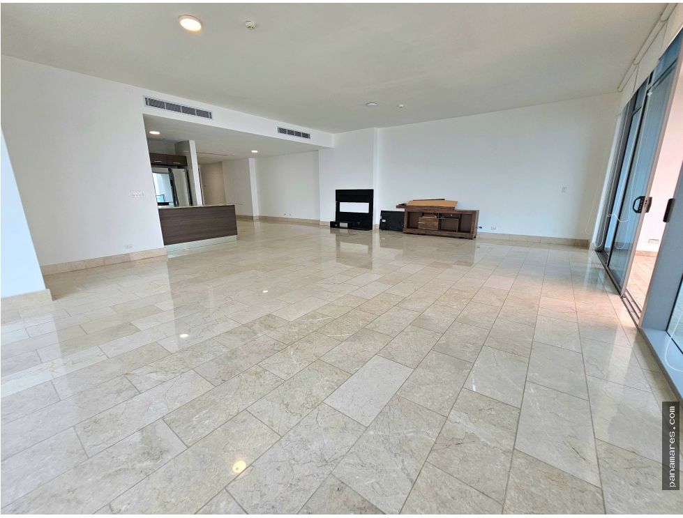 Modelo A En Grand Tower - Punta Pacifica — Apartamento en Venta