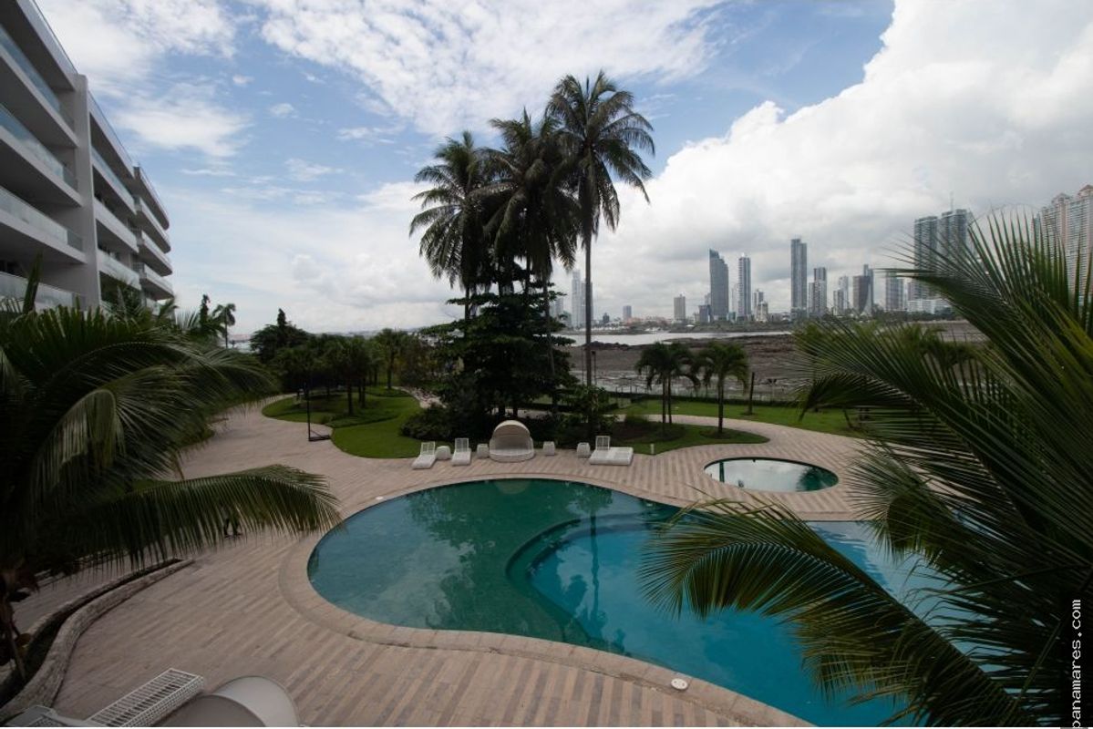 PH Miradores - Paitilla - Linea Blanca — Penthouse en Alquiler