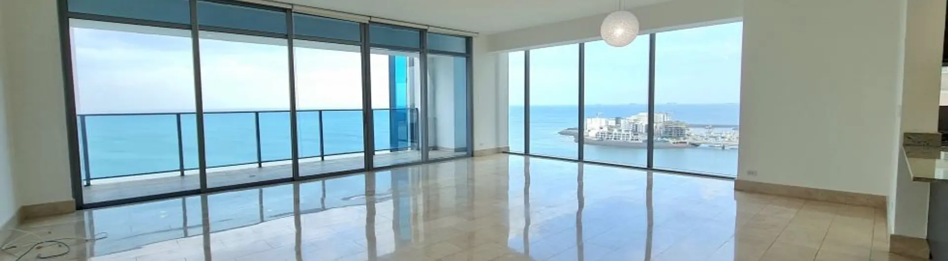 Grand Tower Modelo A - Punta Pacifica — Apartment for Sale