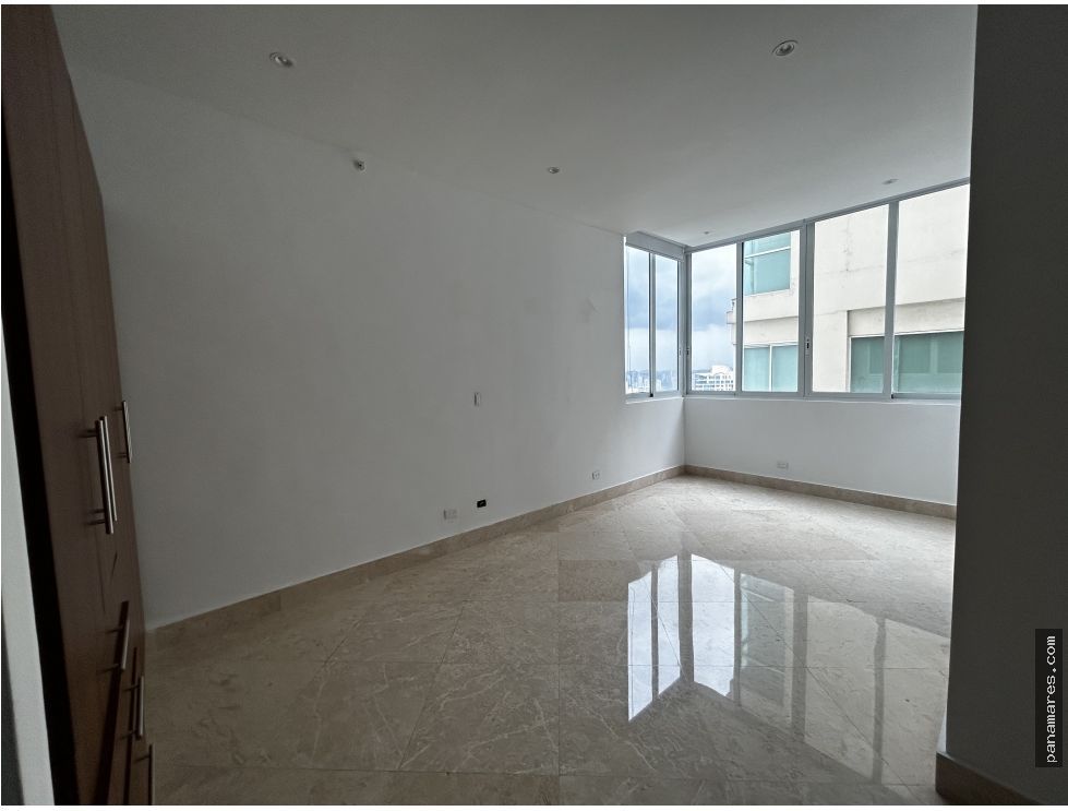 PH The Point - Paitilla - Con Linea Blanca — Penthouse en Alquiler