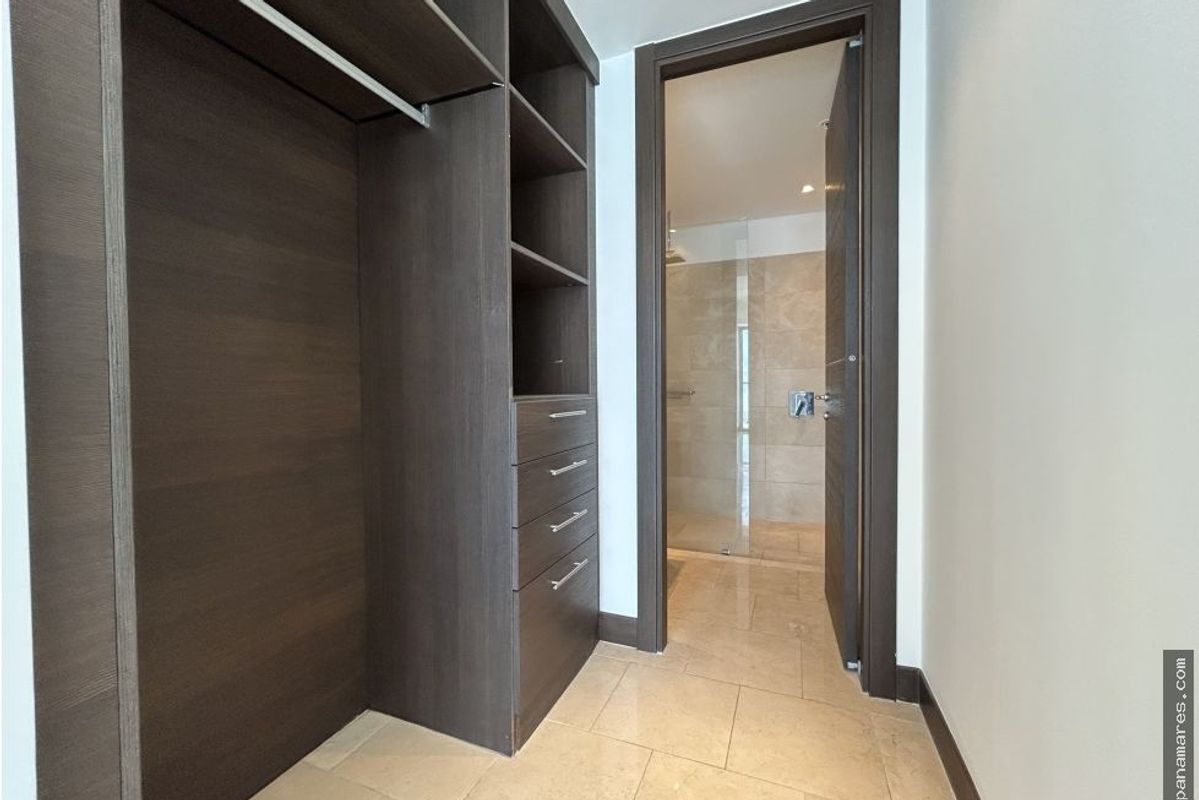 The Ocean Club (toc) - Antiguo Trump - Punta Pacifica — Apartamento en Venta