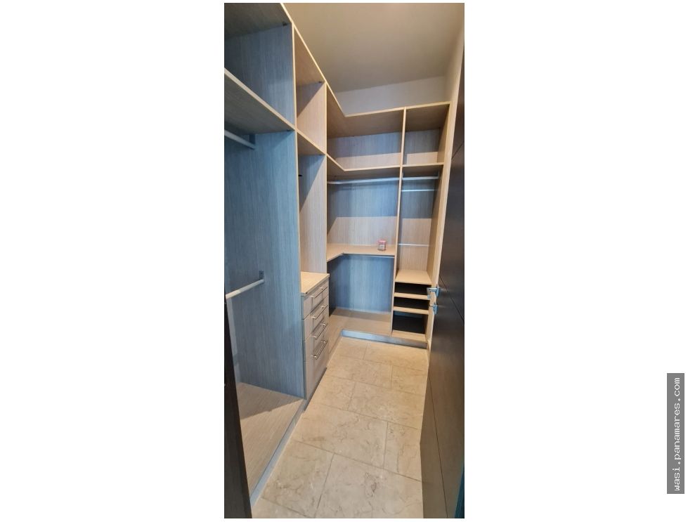 PH Grand Tower - Linea Blanca - Punta Pacifica — Apartamento en Alquiler