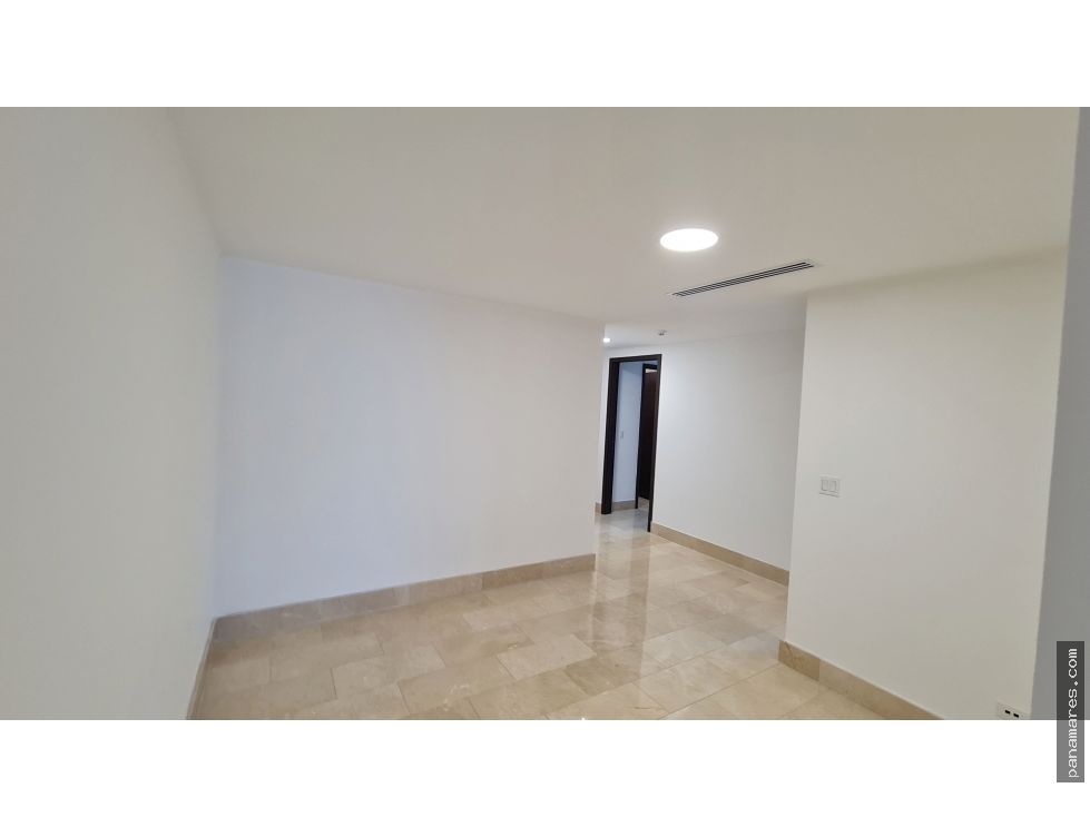 Modelo L Grand Tower - Punta Pacifica — Apartamento en Venta