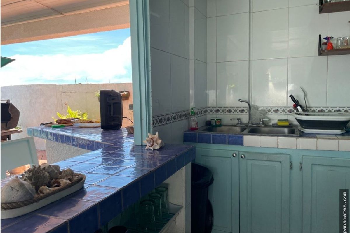 Hermosa Casa Frente Al Mar En Farallon — Casa de Playa en Venta