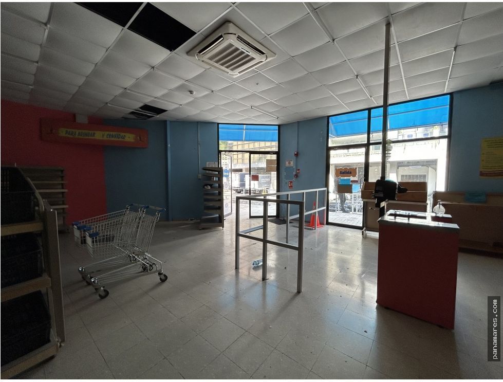 Oportunidad Única! Se Vende Terreno Con Mejoras Detras Del Sheraton — Lote Comercial en Venta
