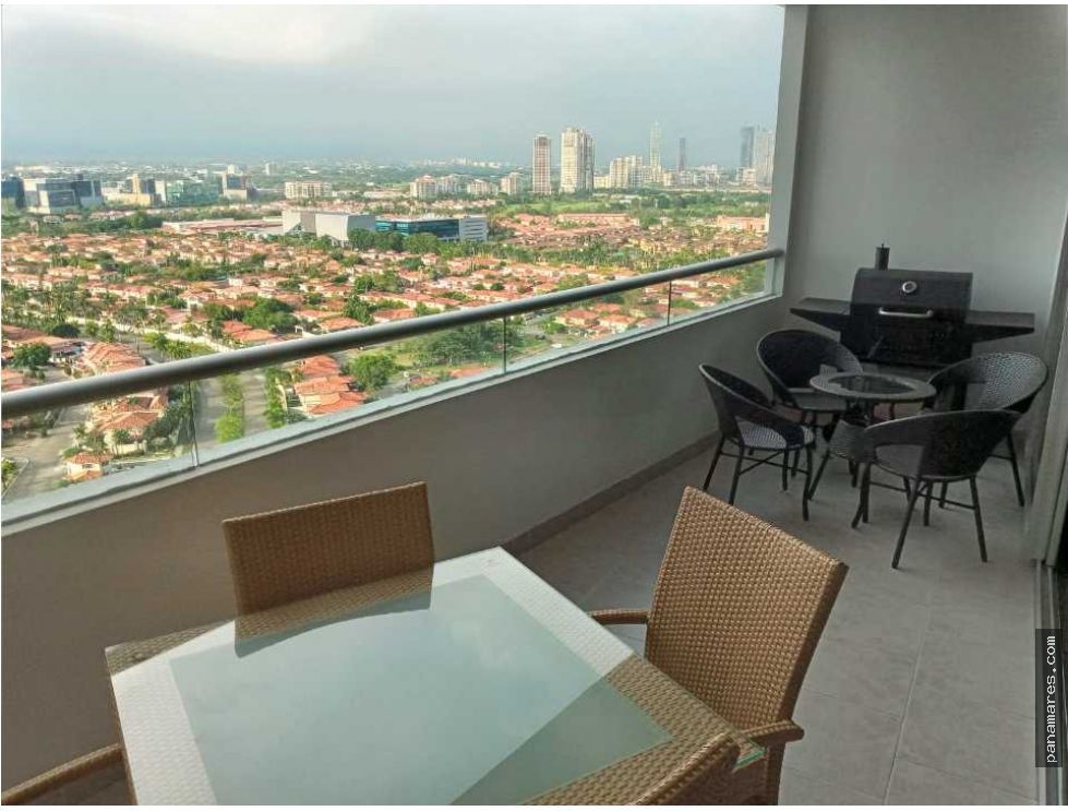 PH Elevation - Costa Del Este - Amoblado — Penthouse en Alquiler