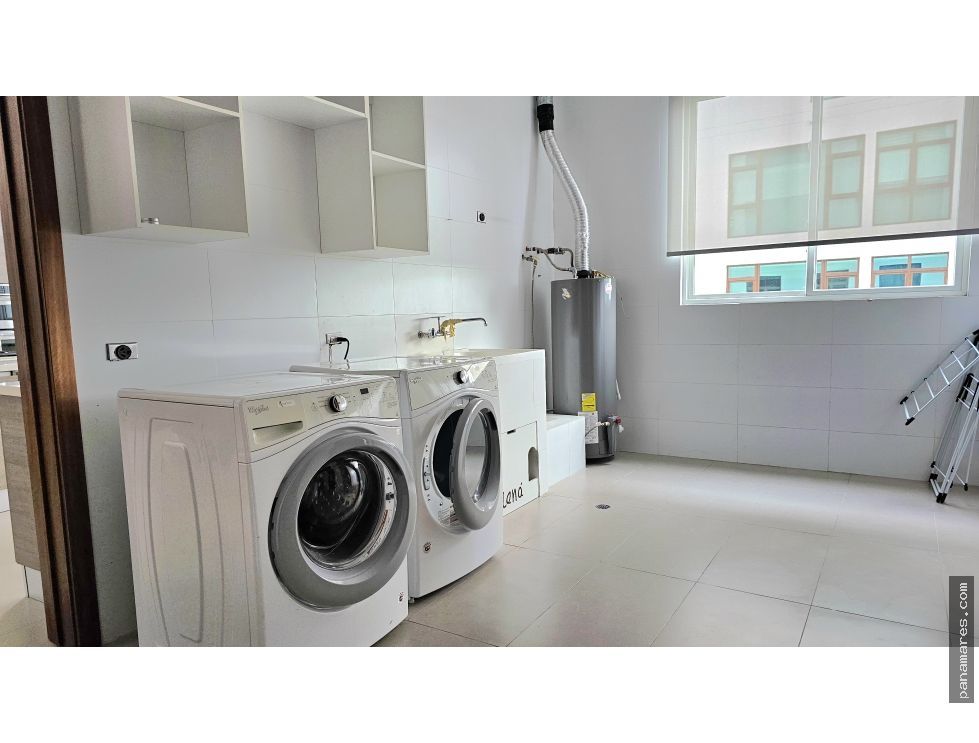 Exclusivo Apartamento En PH La Loma - Santa Maria — Penthouse en Venta
