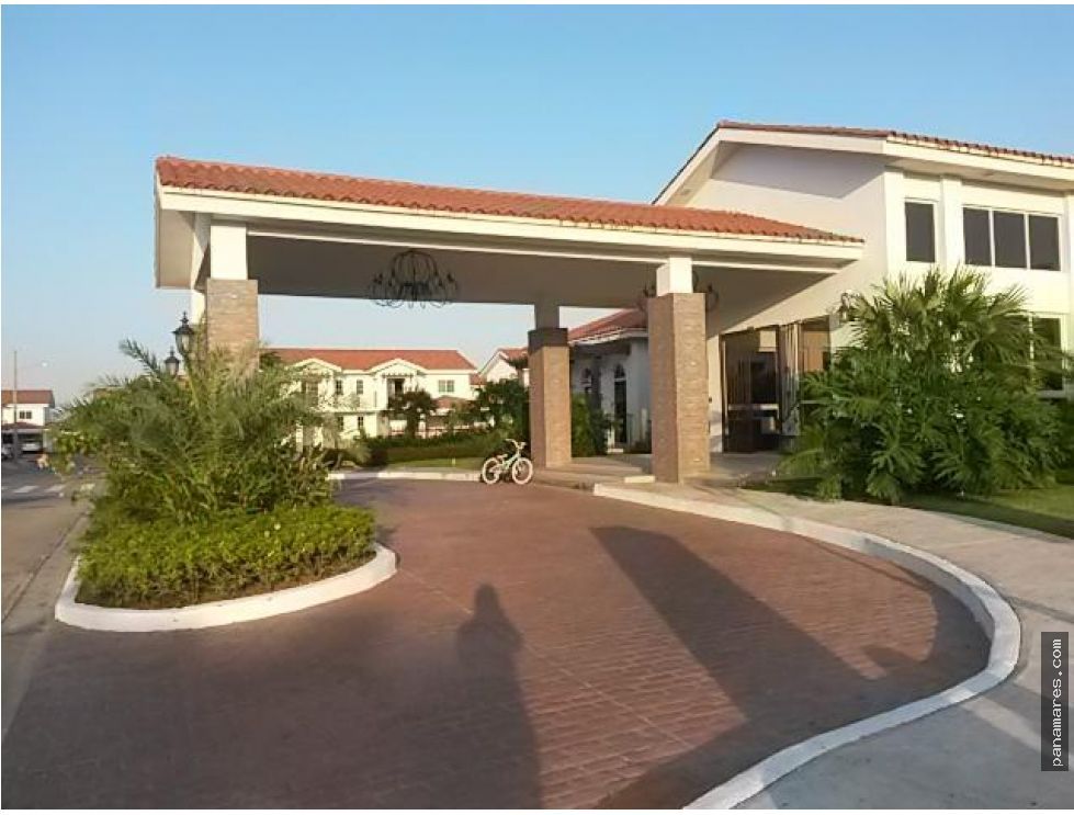 Versalles - Modelo Lyon — Casa en Venta