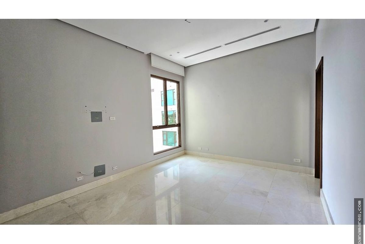 Exclusivo Apartamento En PH La Loma - Santa Maria — Penthouse en Venta