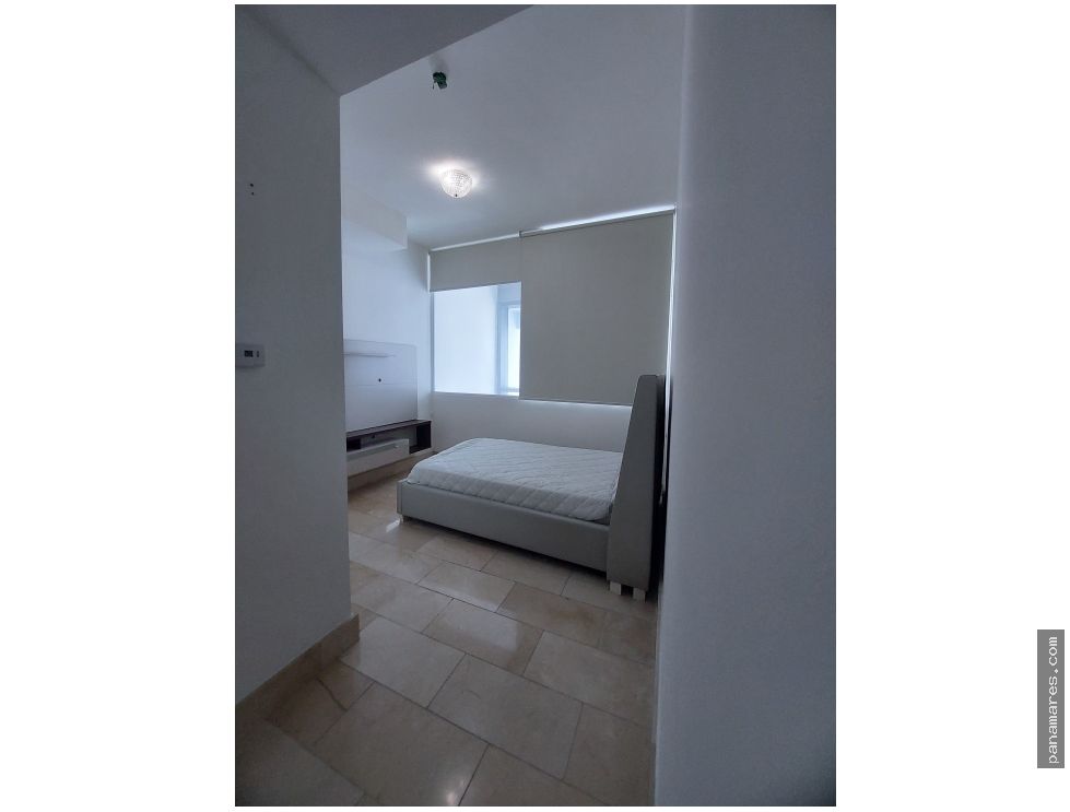 Modelo C Especial Amoblado - Grand Tower - Punta Pacifica — Apartamento en Alquiler