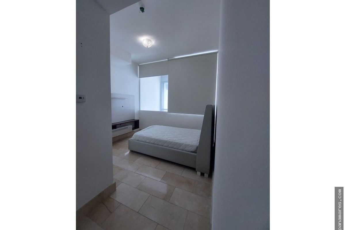 Modelo C Especial Amoblado - Grand Tower - Punta Pacifica — Apartamento en Alquiler