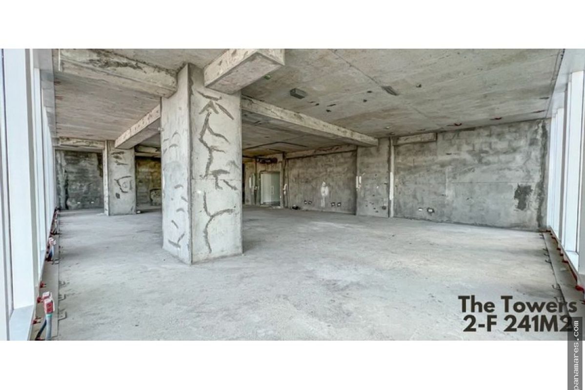 Se Alquilan Y Se Venden Oficinas En Calle 50 - The Towers — Oficina en Alquiler