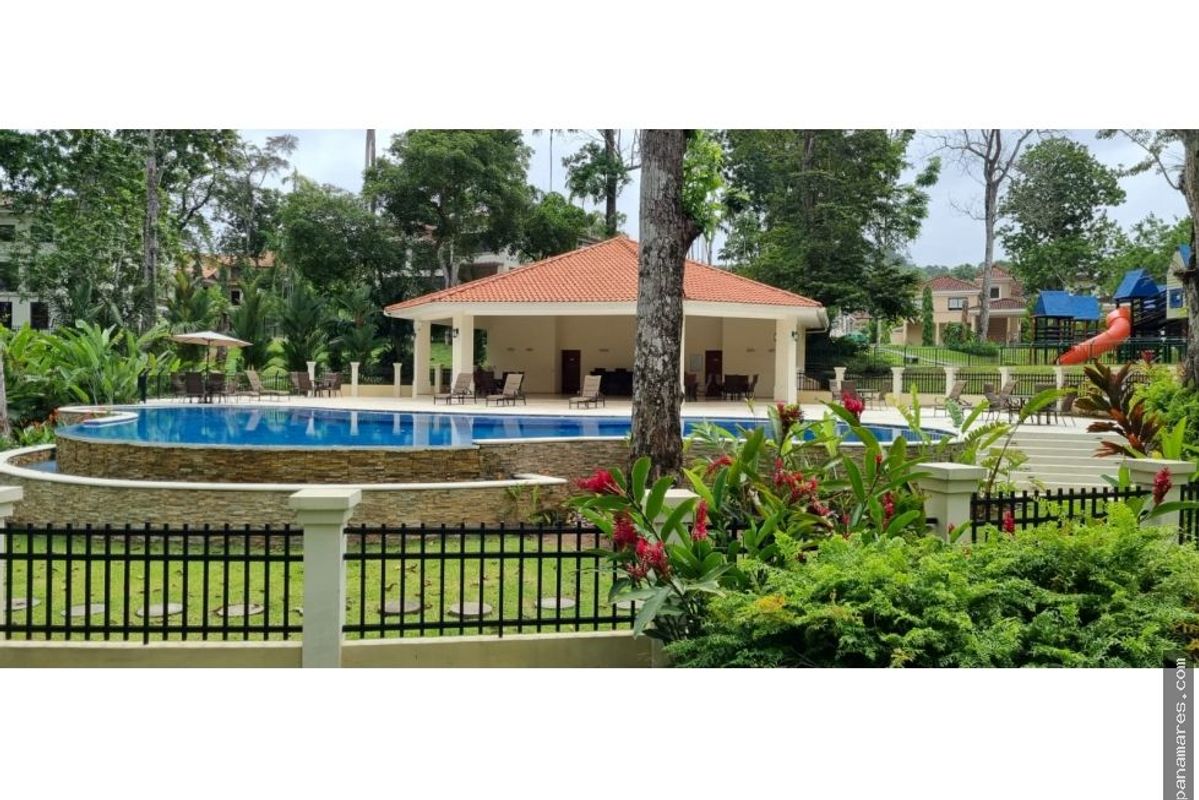 PH Senderos - Camino De Cruces - Clayton — Penthouse en Venta
