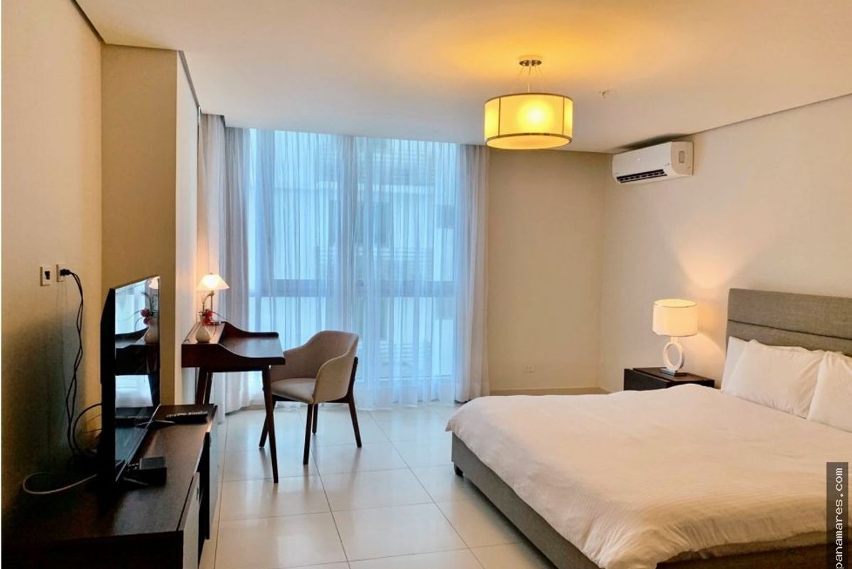 Parkside En Costa Del Este - Amoblado Y Equipado — Apartamento en Venta