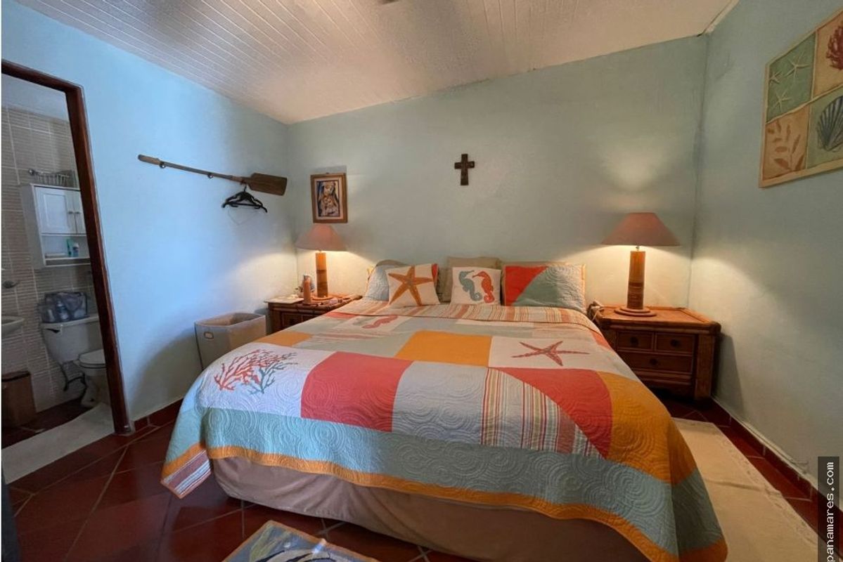 Hermosa Casa Frente Al Mar En Farallon — Casa de Playa en Venta
