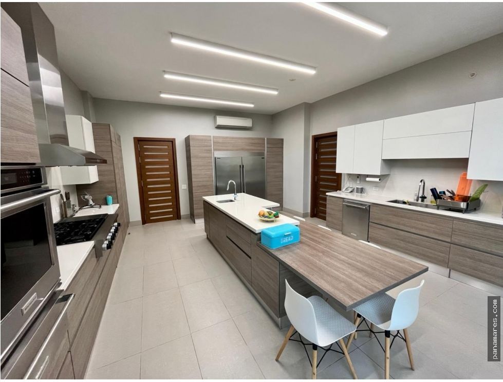 PH La Loma - Lake View En Santa Maria — Penthouse en Venta