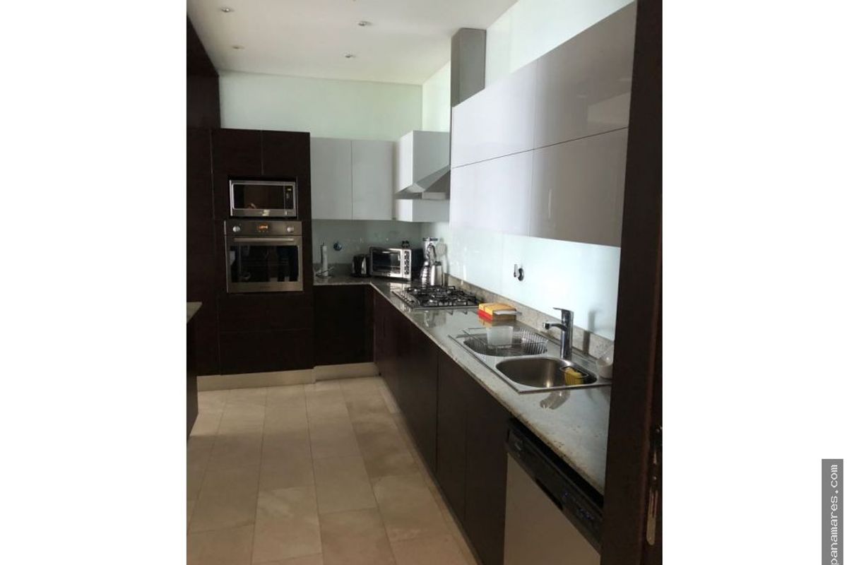 Modelo K En The Grand Tower Punta Pacifica — Apartamento en Venta