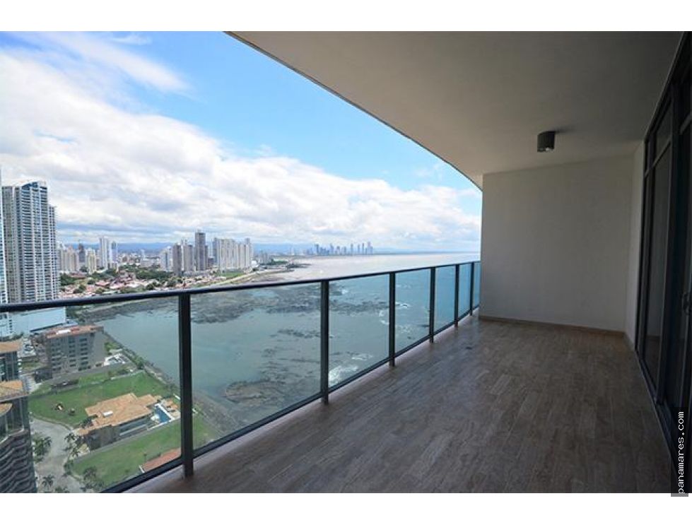 Grand Tower - Punta Pacifica — Apartamento en Venta