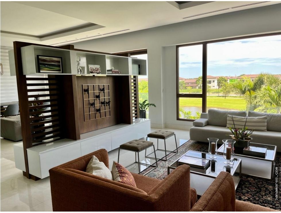 PH La Loma - Lake View En Santa Maria — Penthouse en Venta