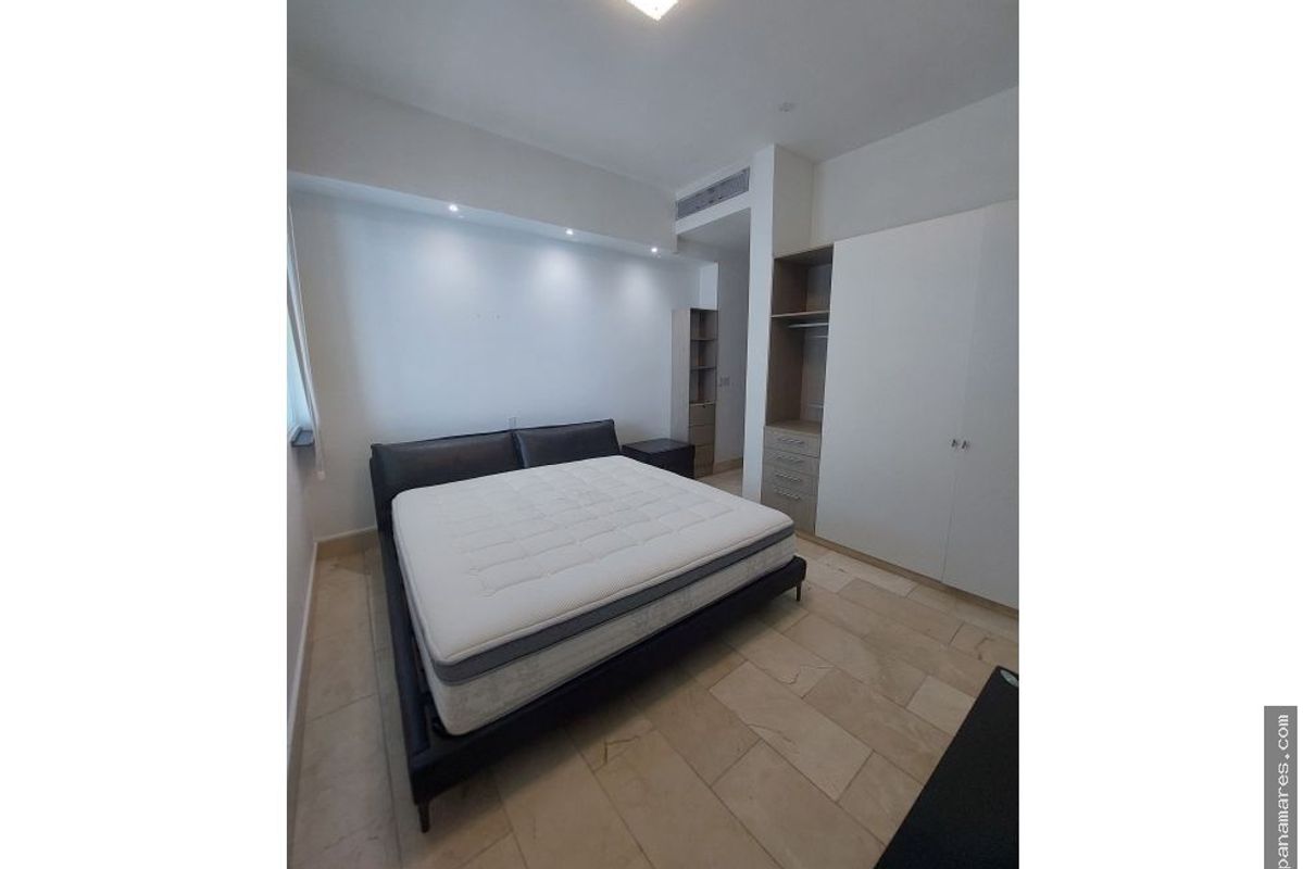 Modelo C Especial Amoblado - Grand Tower - Punta Pacifica — Apartamento en Alquiler