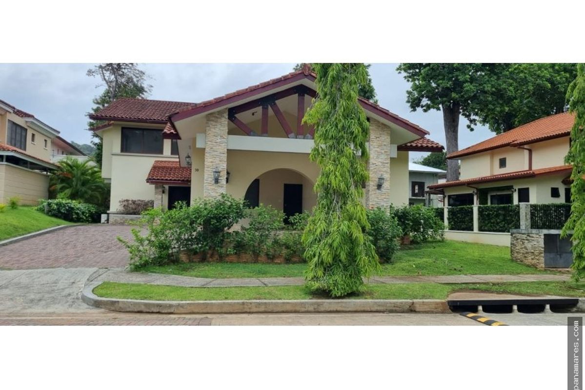 PH Senderos - Camino De Cruces - Clayton — Penthouse en Venta