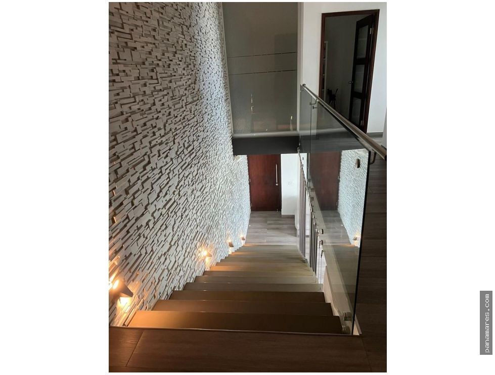 Exotico Duplex Tipo Loft Remodelado En Punta Pacifica - PH Oceanaire — Penthouse en Venta