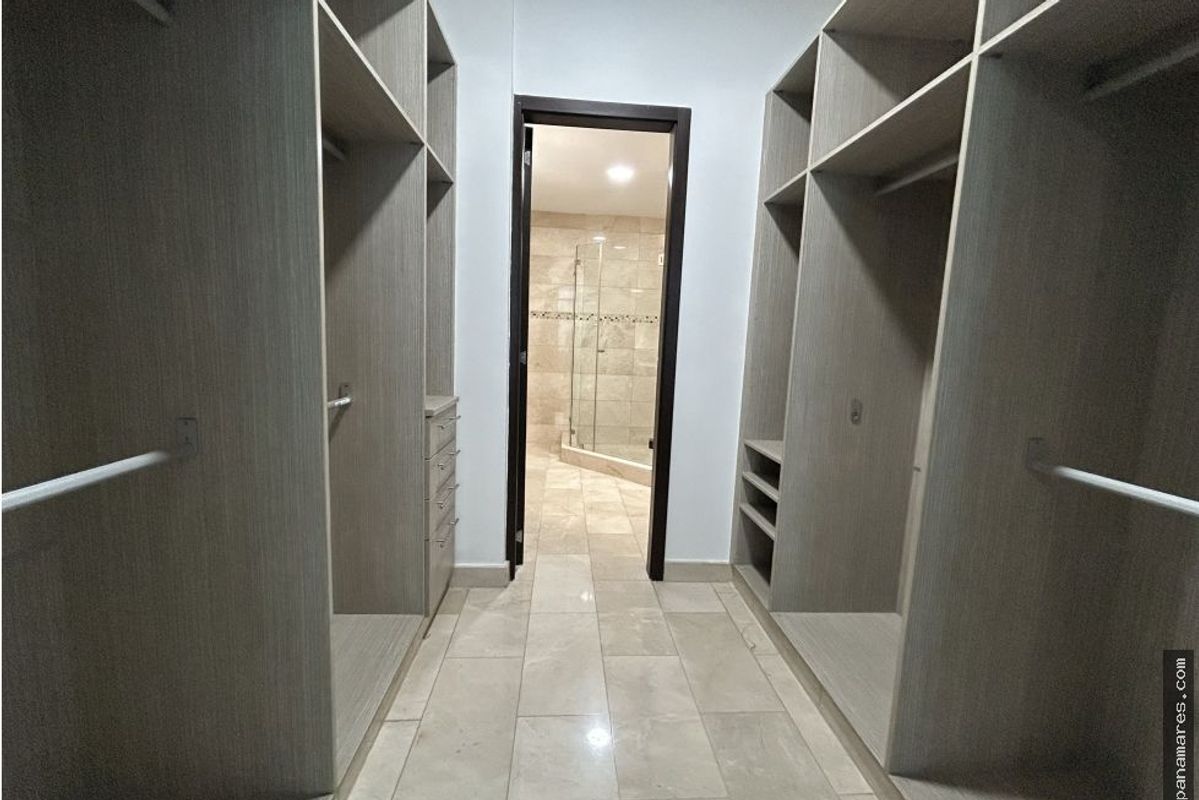 PH Grand Tower - Punta Pacifica - Amoblado — Penthouse en Alquiler