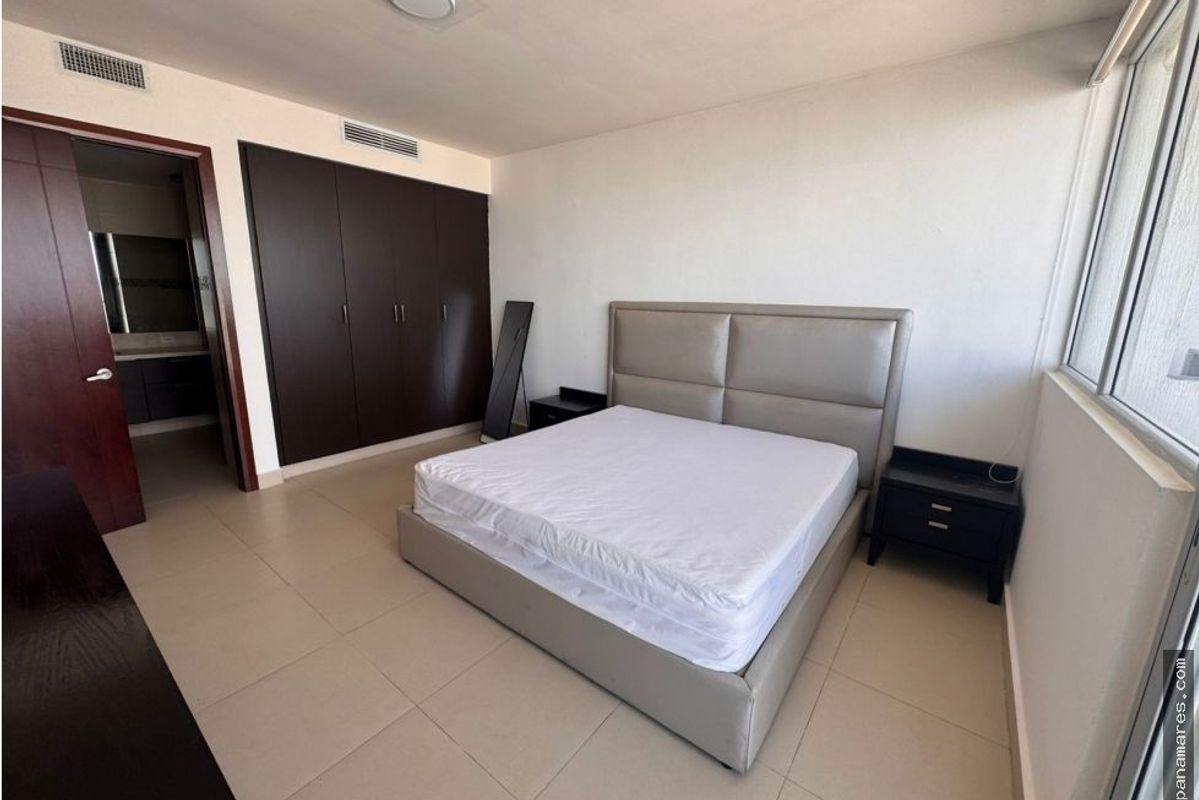 PH Oceanaire - Punta Pacifica - Piso Alto — Penthouse en Venta