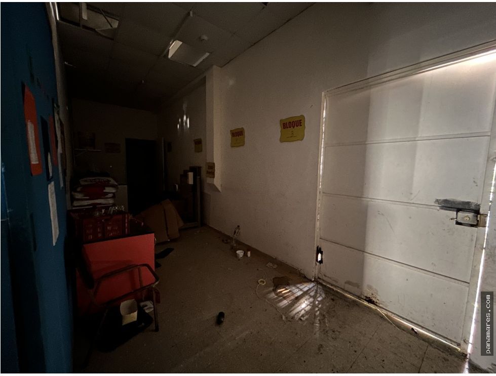 Oportunidad Única! Se Vende Terreno Con Mejoras Detras Del Sheraton — Lote Comercial en Venta