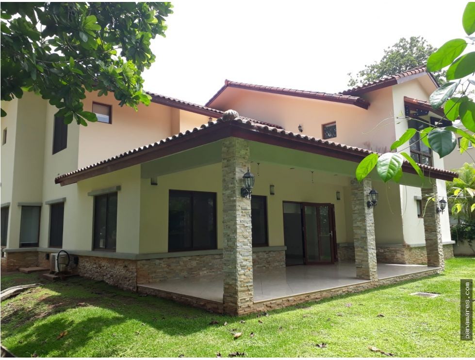 PH Senderos - Camino De Cruces - Clayton — Casa en Venta