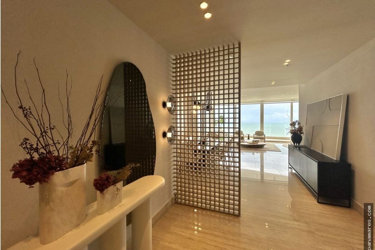 PH The Towers - Paitilla - Amoblado — Penthouse en Venta