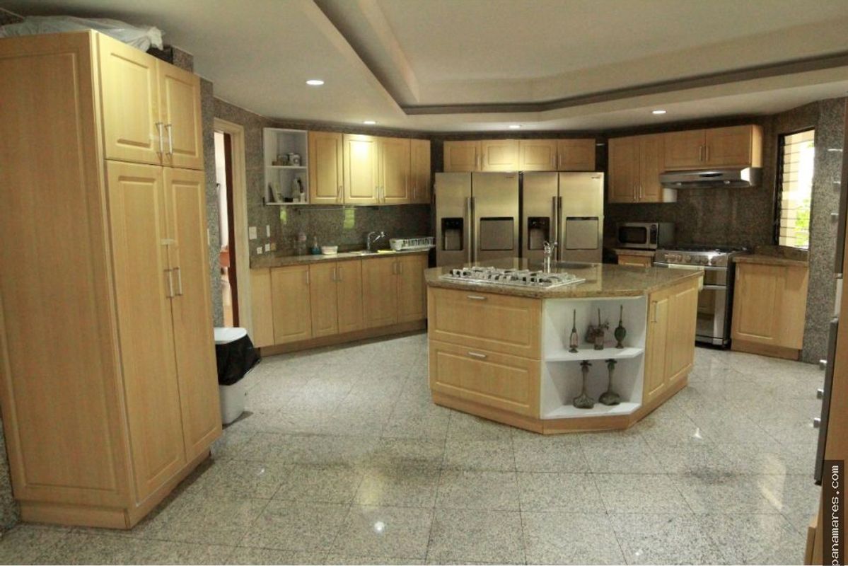 Ganga Se Vende Terreno En Patilla — Casa en Venta