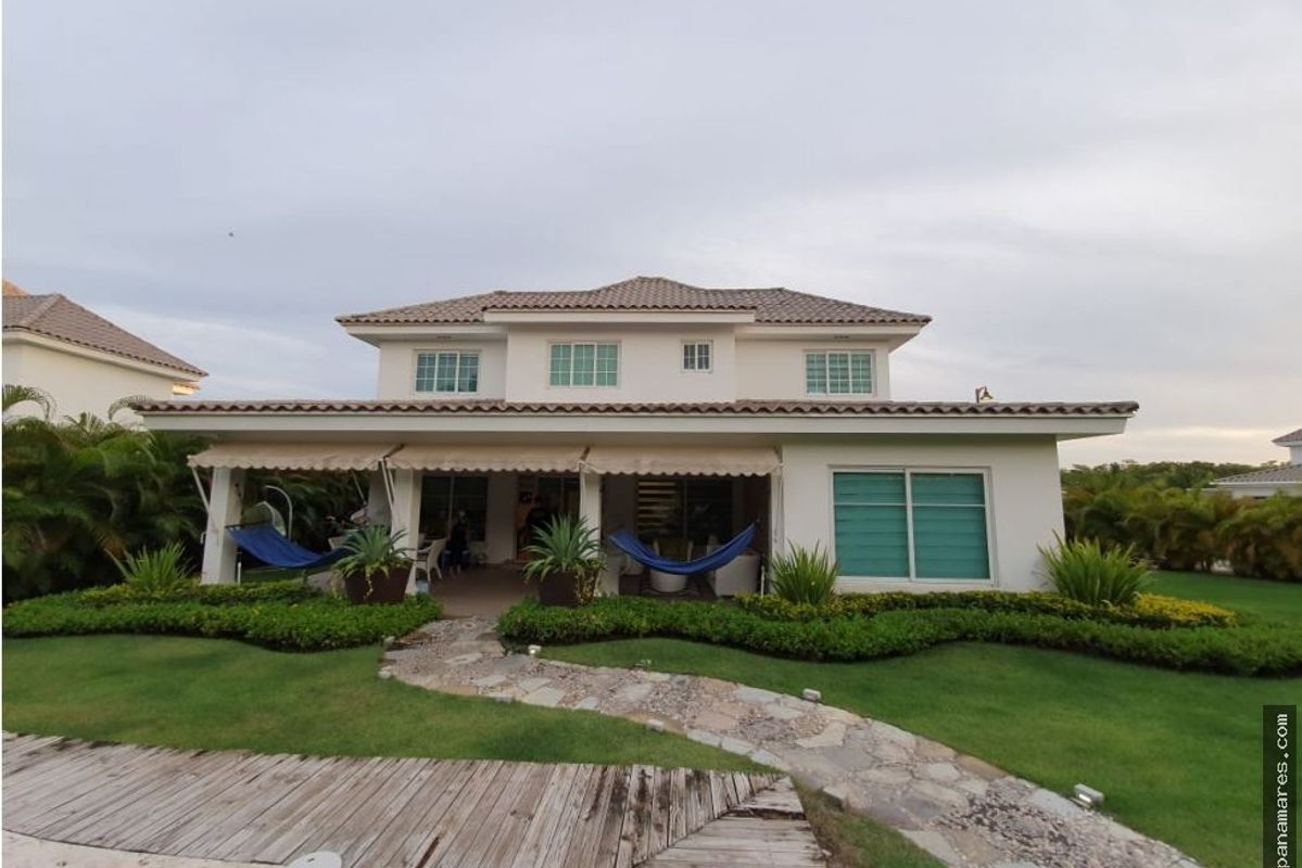 Villa En Bijao Beach Club And Residences — Casa de Playa en Venta