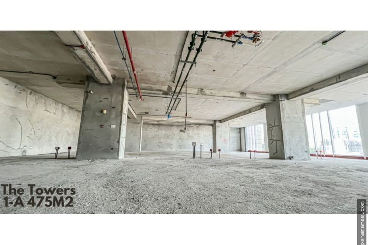 Se Alquilan Y Se Venden Oficinas En Calle 50 - The Towers — Oficina en Alquiler