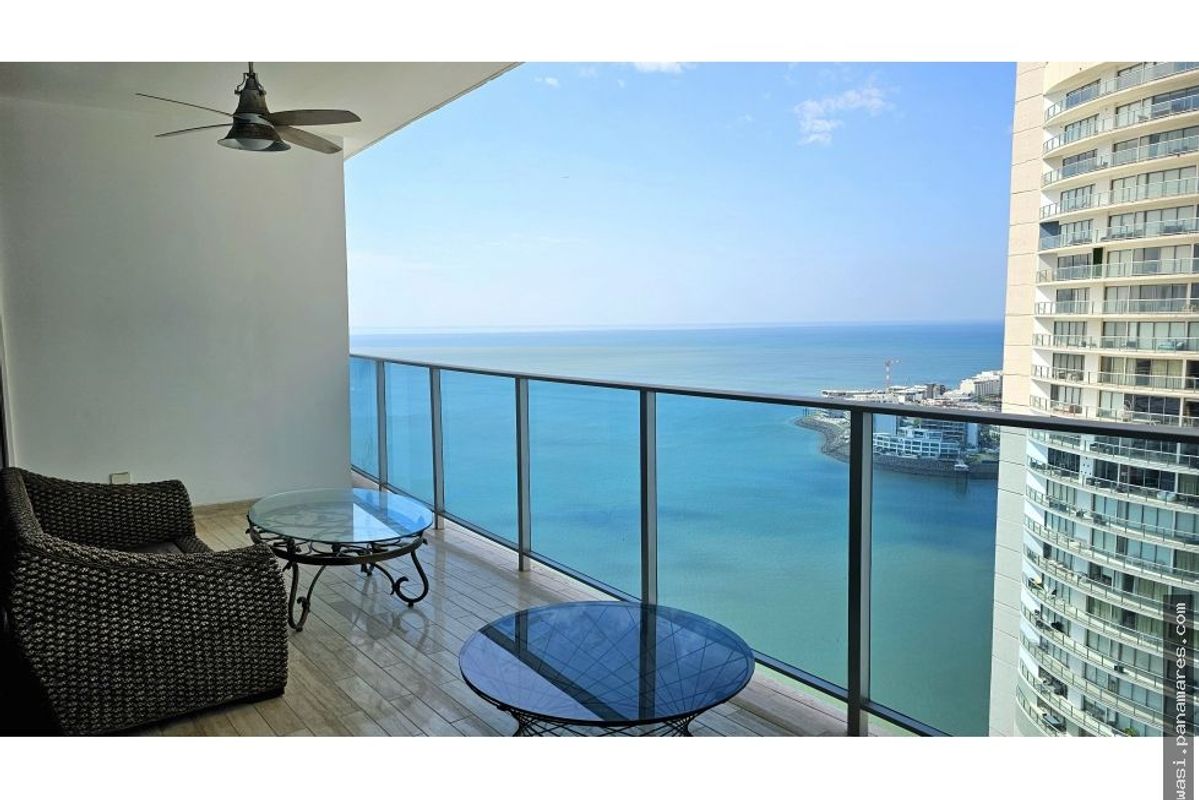 PH Grand Tower - Punta Pacifica - Amoblado — Apartamento en Alquiler