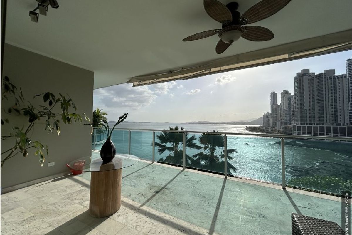 Aquamare Torre A - Punta Pacifica — Apartamento en Venta