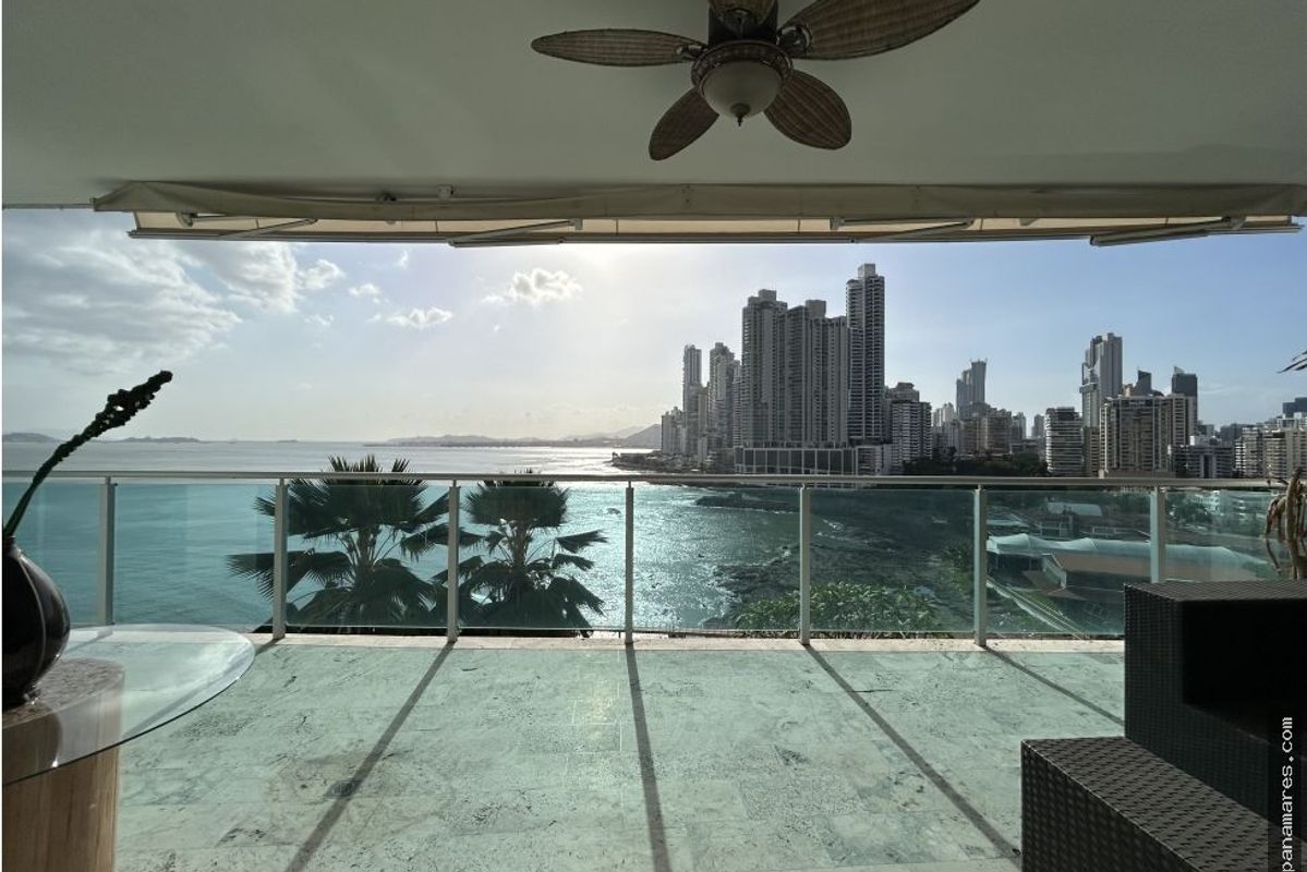 Aquamare Torre A - Punta Pacifica — Apartamento en Venta