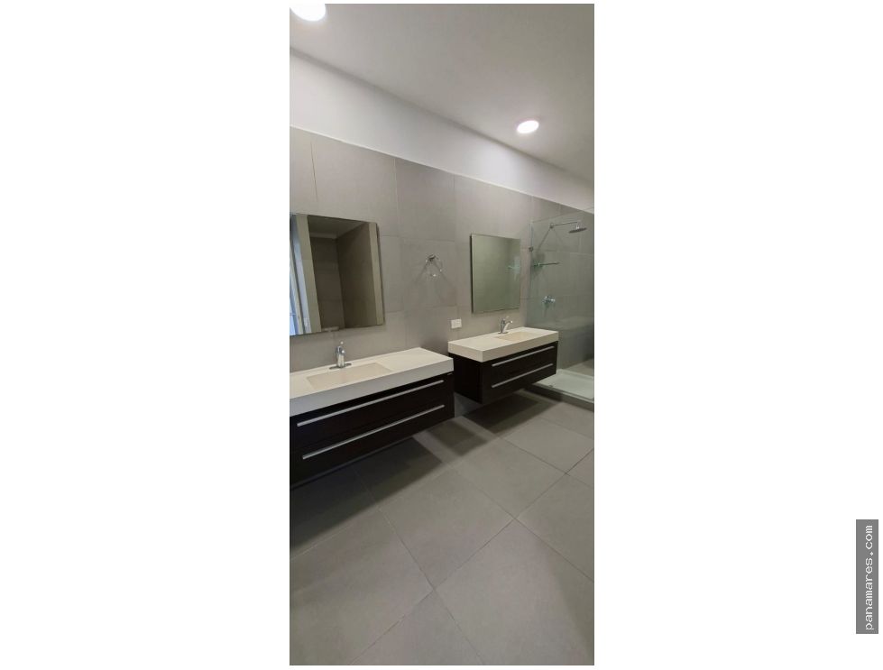 PH Yacht Club - Avenida Balboa - Amoblado — Penthouse en Alquiler